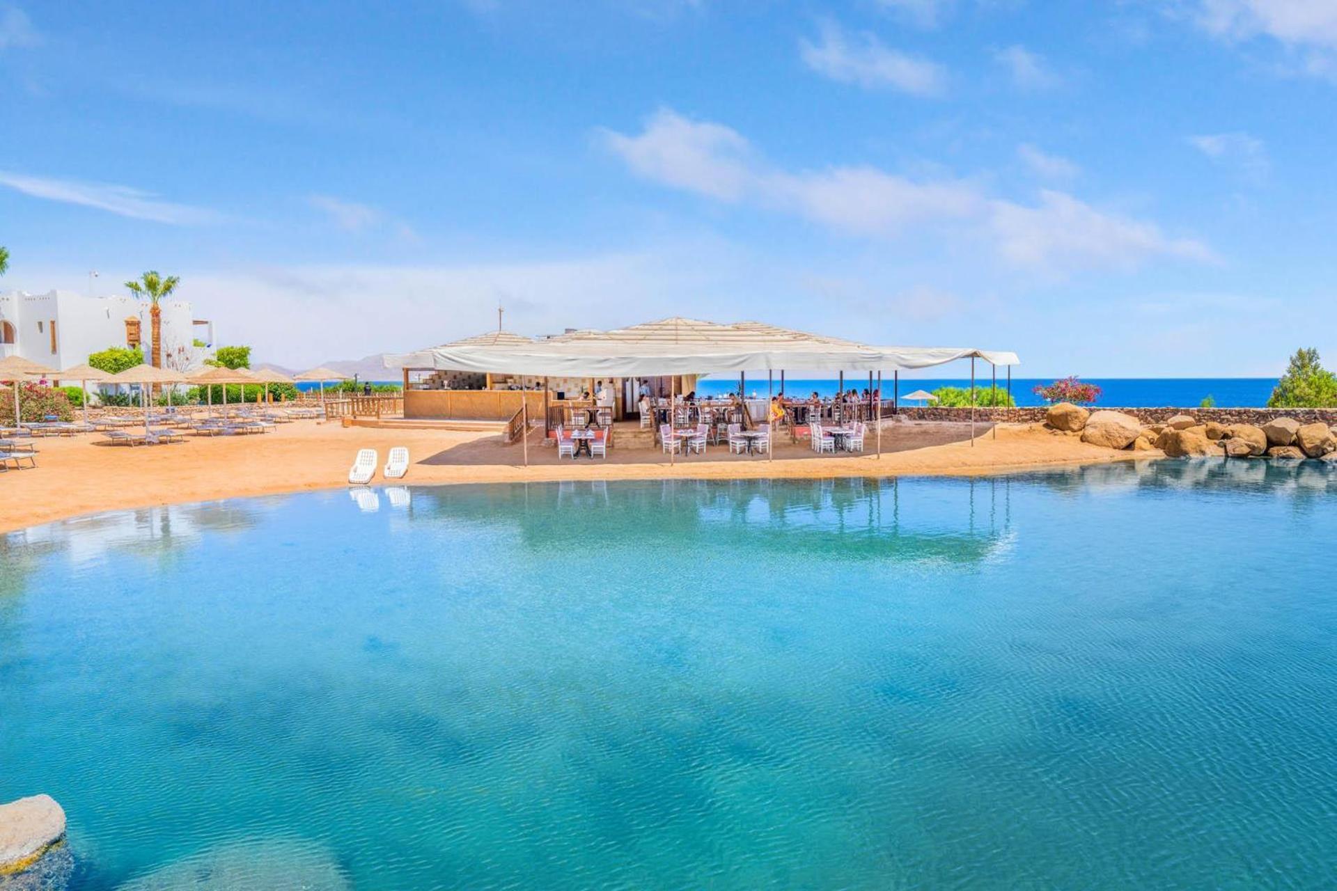 Domina Coral Bay Resort, Diving , Spa & Casino شرم الشيخ المظهر الخارجي الصورة The beach at the Dead Sea