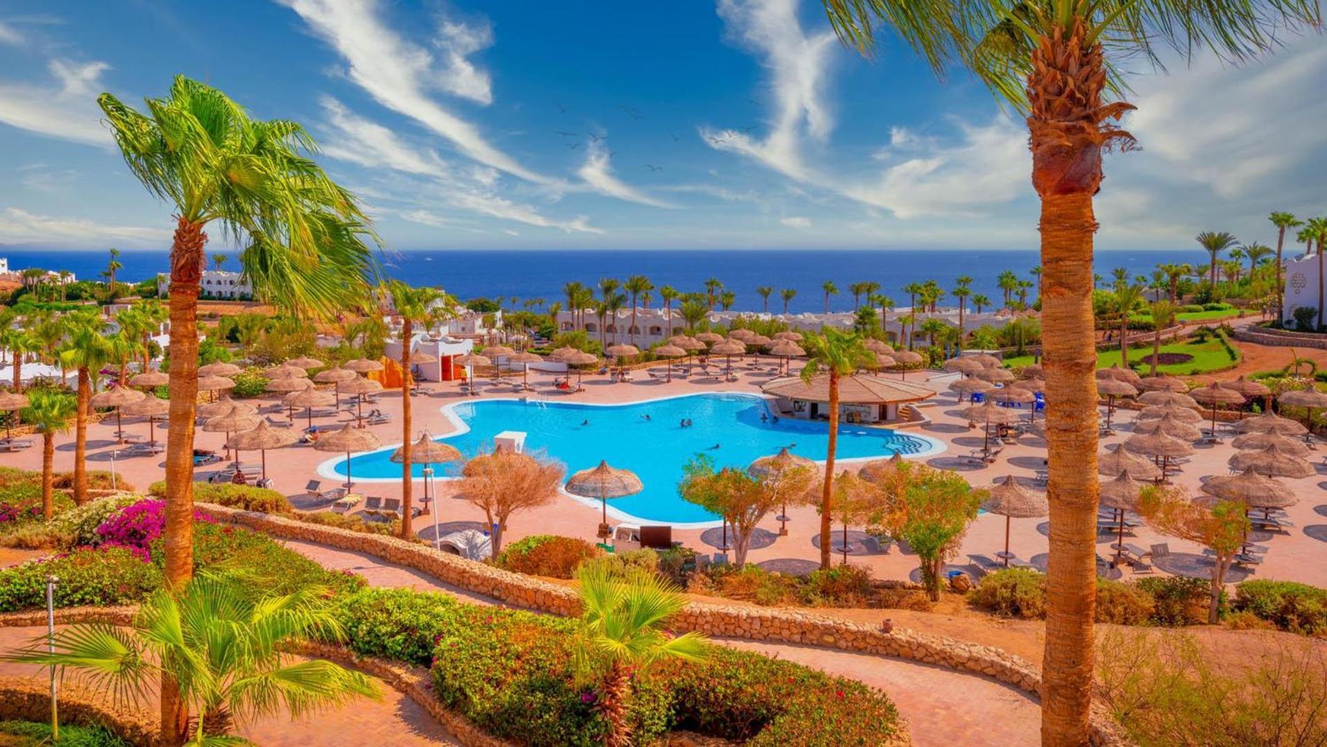 Domina Coral Bay Resort, Diving , Spa & Casino شرم الشيخ المظهر الخارجي الصورة Club Med Club Cala Galdana, Menorca, Spain