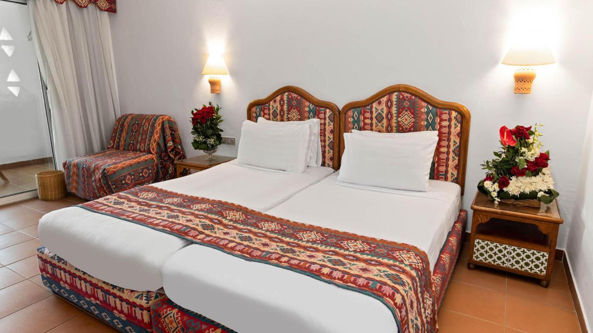 Domina Coral Bay Resort, Diving , Spa & Casino شرم الشيخ المظهر الخارجي الصورة A guest room at the hotel